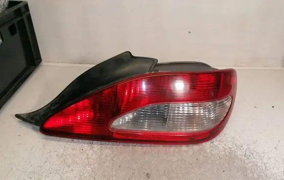 Peugeot 406 Rear/tail lights