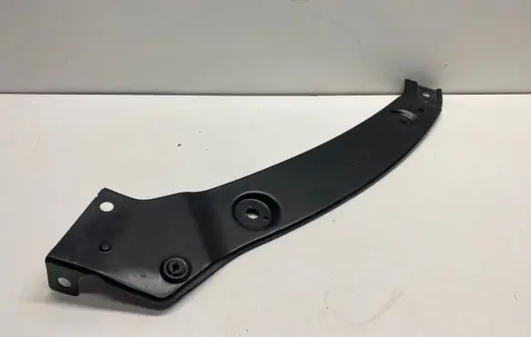 Volkswagen Tiguan Radiator support slam panel bracket 5N0805931B