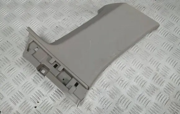 Renault Duster II (C) pillar trim 769353441R