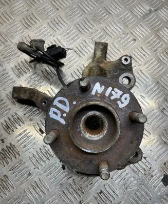 Ford Turneo Courier Front wheel hub