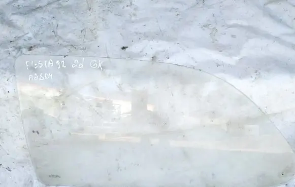 Ford Fiesta Rear side window
