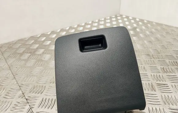 Skoda Octavia Mk4 Dashboard storage box/compartment 