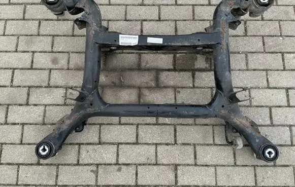Audi Q7 4M Rear subframe 4M0500025 4M0505563F