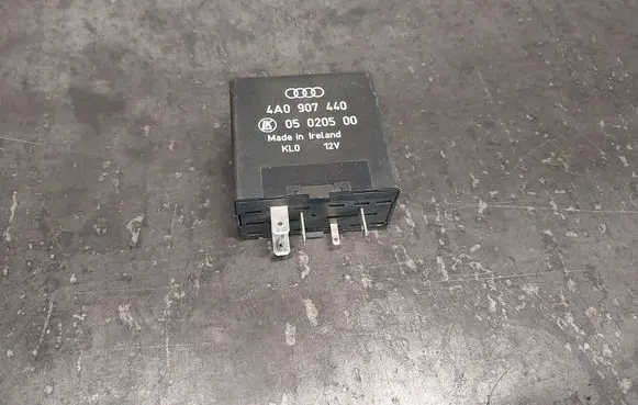 Audi A4 S4 B5 8D Other relay 4A0907440 361 05020500