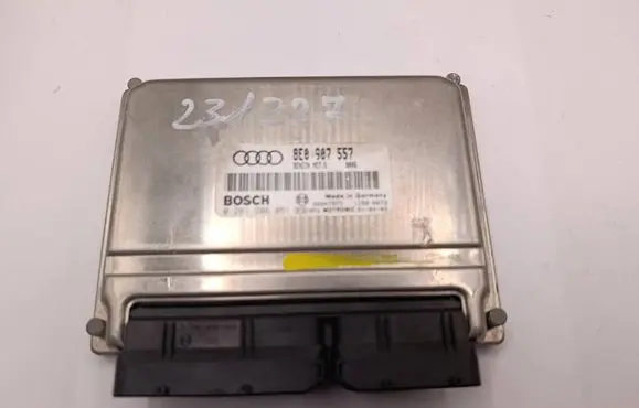 Audi A4 S4 B6 8E 8H Engine control unit/module 8E0907557 26SA7577 0261206051