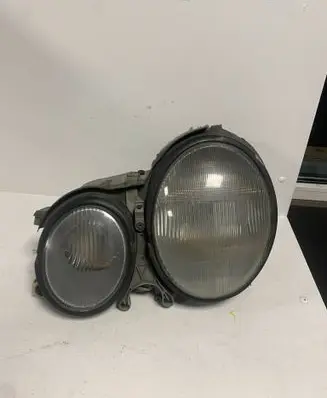 Mercedes-Benz E W210 Headlight/headlamp 15060700