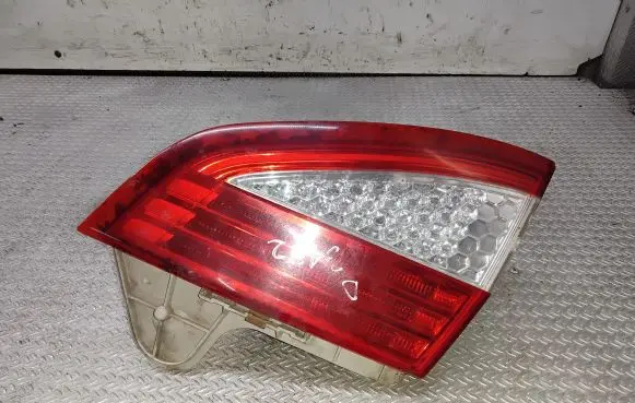 Ford Mondeo MK IV Tailgate rear/tail lights 7S7113A602A
