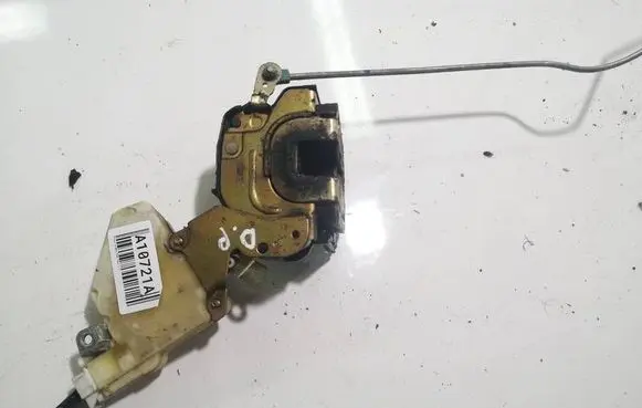 Nissan Almera Tino Front door lock 8055261U66