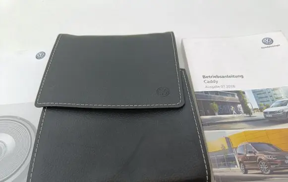 Volkswagen Caddy Owners service history hand book