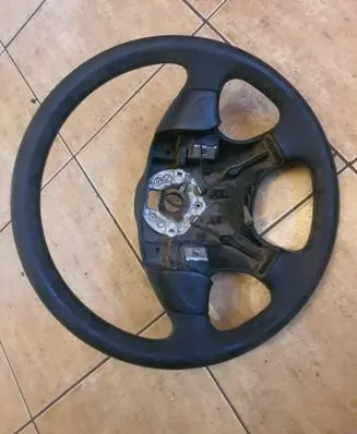 Volkswagen Golf III Steering wheel 357419091K 3a0419091c