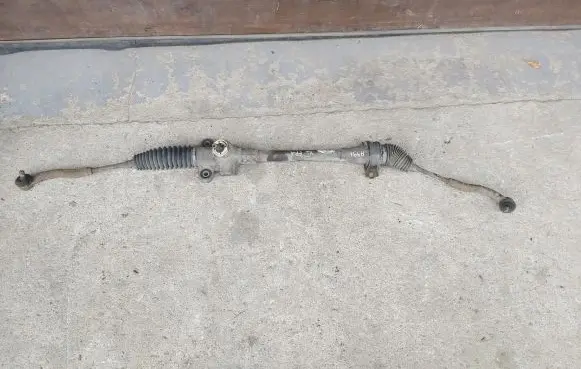 Toyota Yaris Steering rack