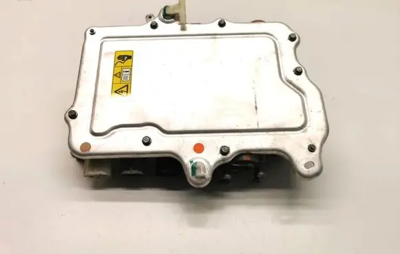 Tesla Model X Voltage converter inverter 1049678-00-G