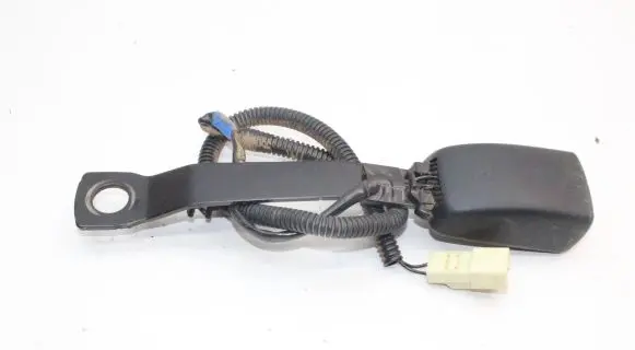 Subaru Outback (BS) Front seatbelt buckle