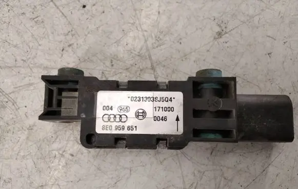 Audi A6 S6 C5 4B Airbag deployment crash/impact sensor 8E0959651 0231303SJ504 171000