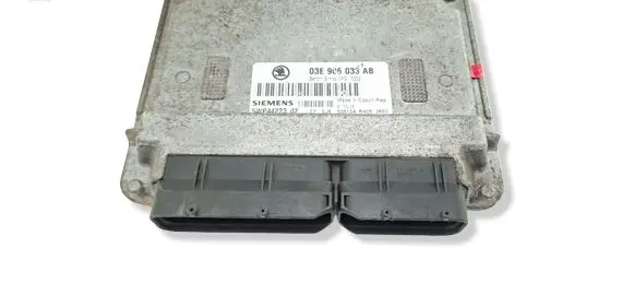Skoda Fabia Mk1 (6Y) Engine control unit/module 03E906033AB BWP44223 BWP4422302