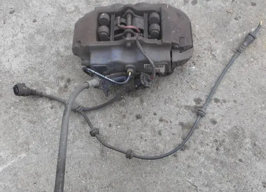 Audi Q7 4L Rear brake caliper 7L6615403AR