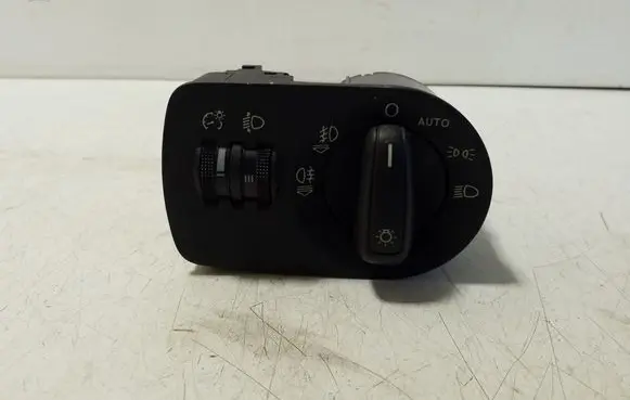 Audi Q3 8U Light switch 8U2941531A