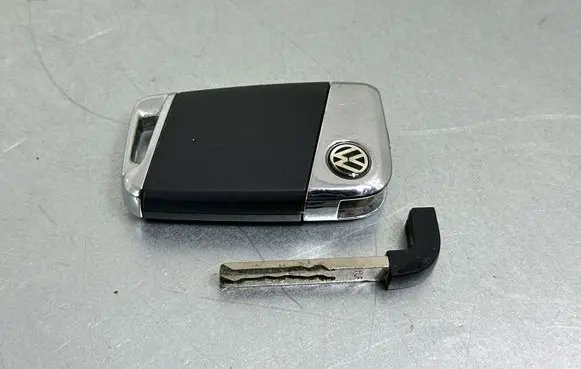 Volkswagen PASSAT B8 Ignition key/card 3G0959752AL 3G0959752