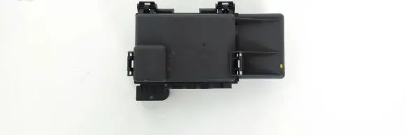 Volkswagen Golf IV Fuse module 1J0937549