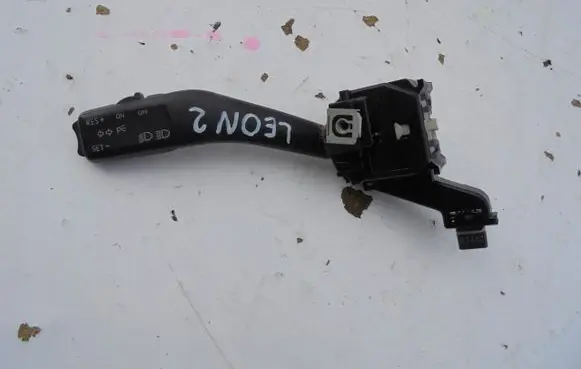 Seat Leon (1P) Indicator stalk 1K0953513A