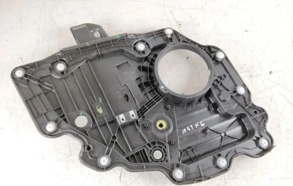 Ford Mustang Mach-E Rear window lifting mechanism without motor