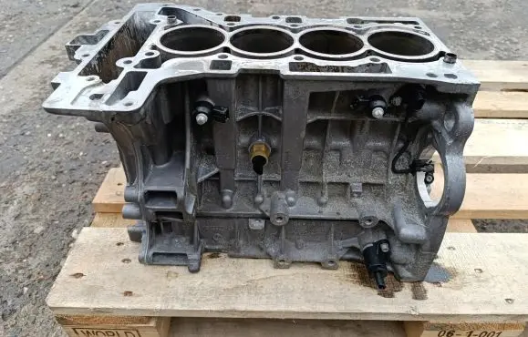 BMW X3 F25 Engine block 7587604