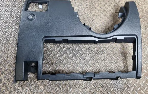 Jeep Grand Cherokee Dashboard lower bottom trim panel P01679003BL