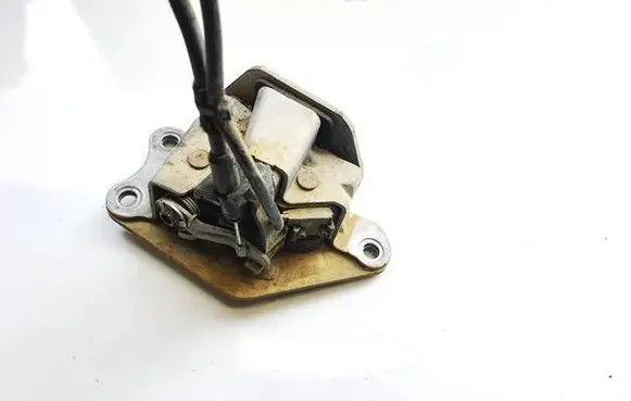 BMW i3 Rear door lock 5122729103215