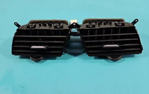 BMW 5 G30 G31 G38 Dash center air vent grill 9329579 IMPRK1602268