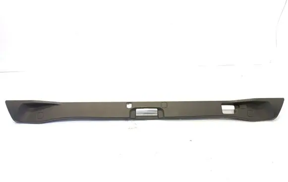 Volvo XC90 Tailgate trim 