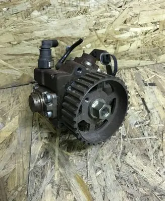 Ford Focus Fuel injection high pressure pump