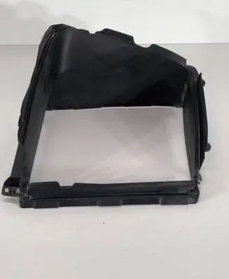 Porsche Panamera (976) Coolant radiator 976121334D