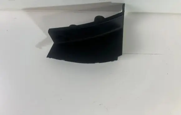 KIA Sportage Rear/tail light trim molding 92402D9