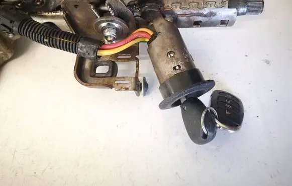 Renault Scenic I Ignition lock 