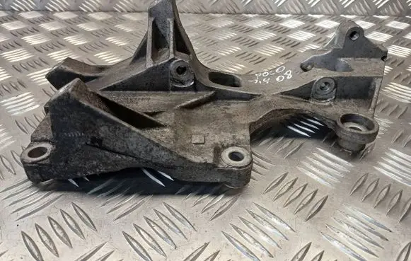 Generator/alternator bracket