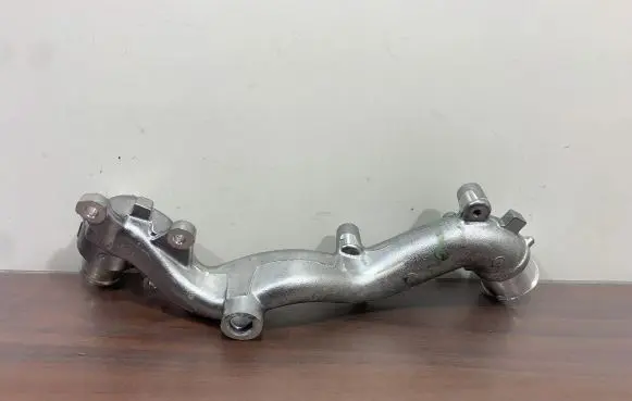 Subaru Outback (BT) Engine coolant pipe/hose