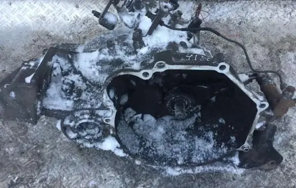Mitsubishi Lancer Manual 5 speed gearbox