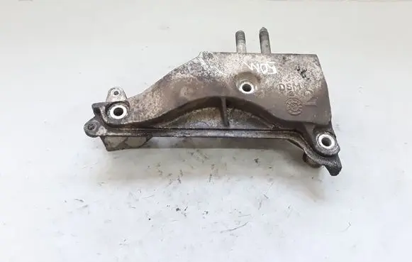 KIA Carens II Engine mounting bracket NOCODE