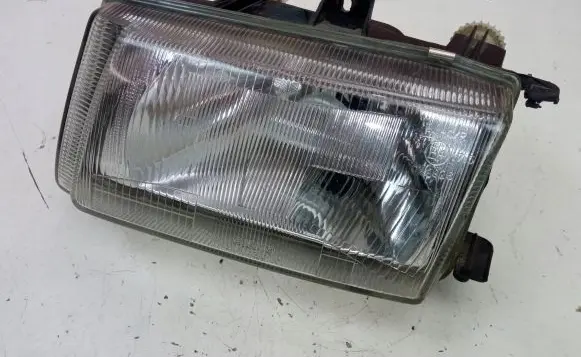 Volkswagen Polo III 6N 6N2 6NF Headlight/headlamp MVW143-H031
