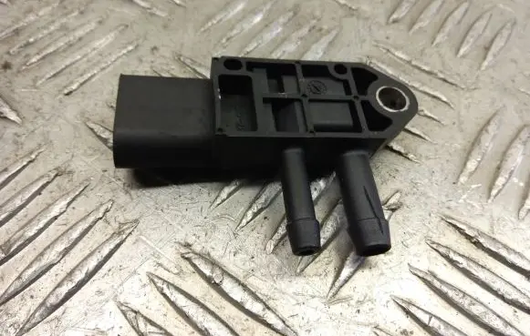 Audi A6 S6 C7 4G Exhaust gas pressure sensor 059906051C 131023T0133E 0281006083