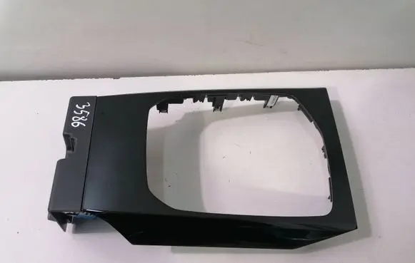 BMW 3 G20 G21 Other center console (tunnel) element 6807239