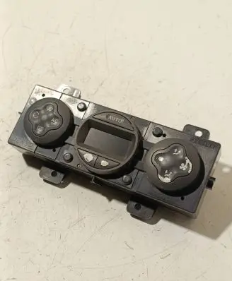 Renault Master III Climate control unit 275100015R SN00051103 A83018100