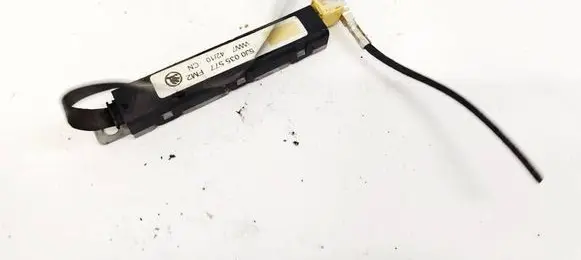 Skoda Fabia Mk2 (5J) Antenna control unit 5J0035577