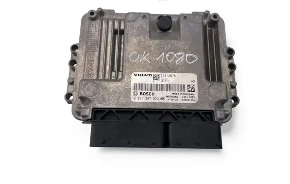 Volvo V70 Engine control unit/module ECU 31312578 0261S07523
