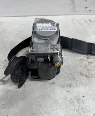 Audi A7 S7 4G Front seatbelt 4G8857706D 0715E4L26Z 940463569