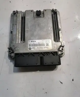 BMW 5 F10 F11 Engine control unit/module 0281018611 8518479