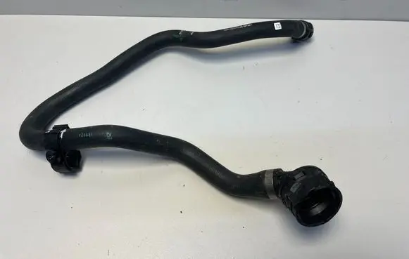 BMW i4 Engine coolant pipe/hose 8477899