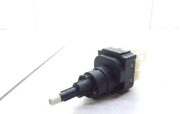 Volkswagen Caddy Brake pedal sensor switch 330545 ECI13