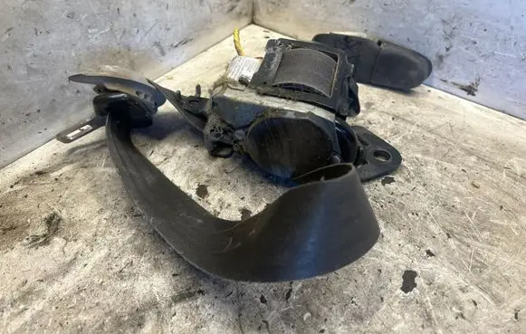 Hyundai Sonata Front seatbelt 888103K930