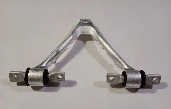 Chevrolet Corvette C5 Front upper control arm/wishbone KKM676
